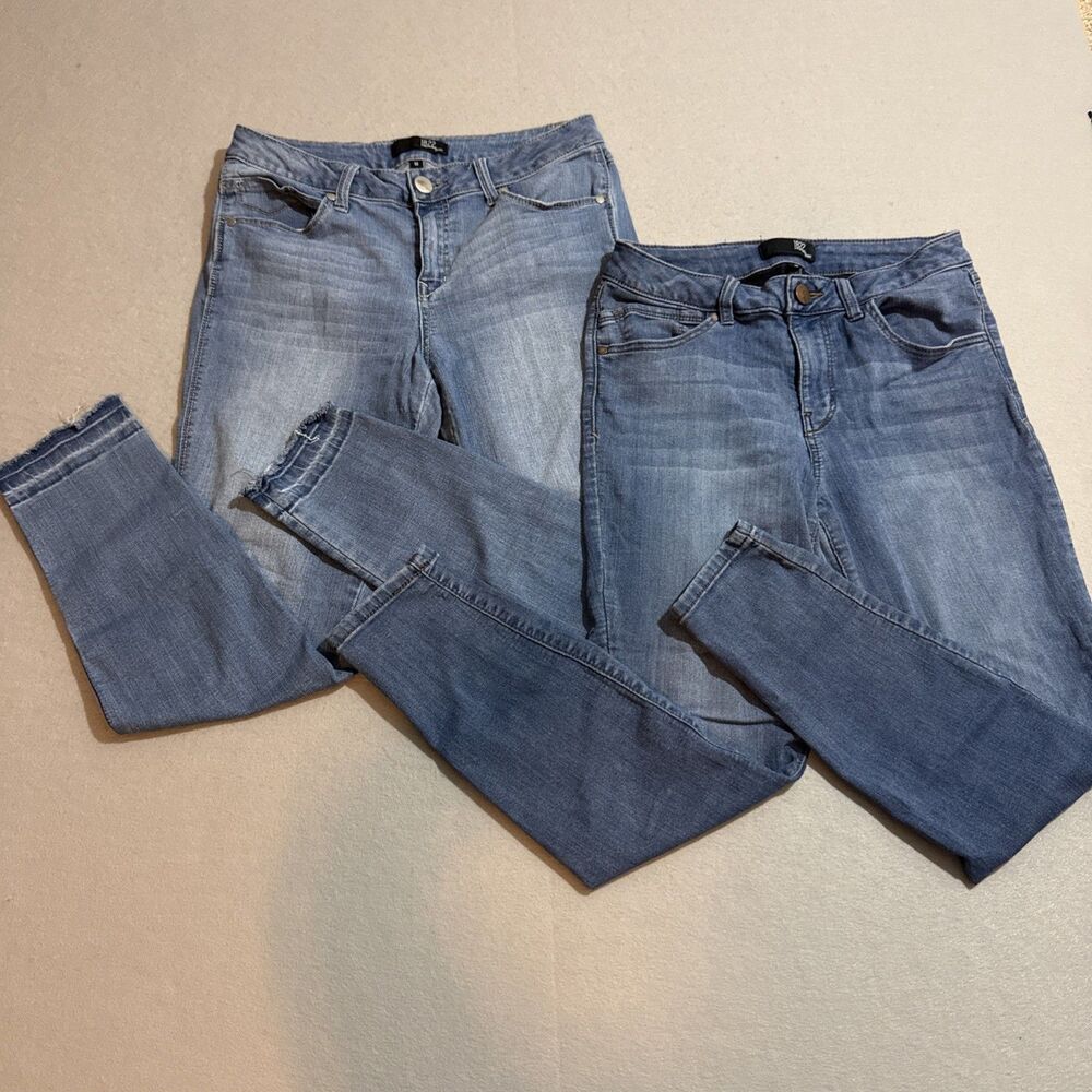 2 Pairs 1822 Women’s Skinny Stretch 5 Pocket Jeans Size 10